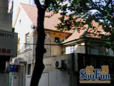 繁华地段,采光充足,中式风格,大开间