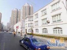 小区中心位置,交通便利,居家装修,钥匙房