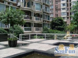 月楿俊苑3室2厅东西