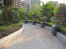 人和轻轨旁 精装大三房 配套成熟拎包入住 随时看房