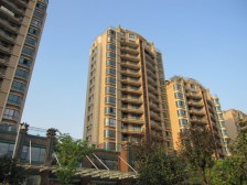 急售人和轻轨旁 精装三房 配套成熟位置优越 居家舒适