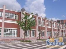 主卧朝南,环境优美,居家装修,诚意出售