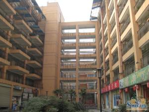 爱丁憬城1室1厅南