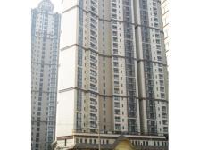 独领风骚的圆形客厅 4室2厅2卫 简约装修 采光视野佳