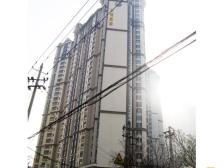 流水花园 独领风骚的圆客厅 视野开阔 坐拥区心位置