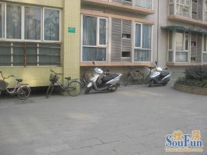 久鑫华园(交大路)2室1厅东南