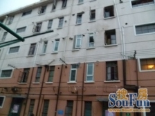 兴国路,湖南路,一楼带院子,精装修,生活环境幽静