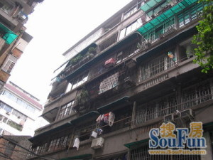 人民中路一段6号 3室1厅 东南