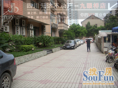 华西大厦公寓实景图