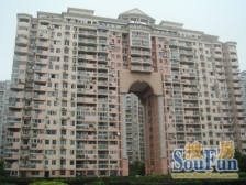 满五年,楼层好,视野无遮挡,交通方便