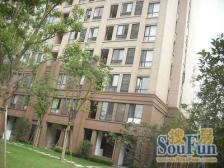 朗诗科技住宅,稀有大平层满5V1带车位,带80平花园!