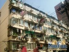 内环边,房龄新94年,配套成熟,南北通三房,采光良好