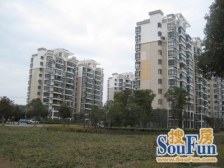 欧尚旁 ,近万达,精装修,税少,房东急卖.