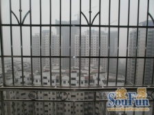 东部新城 群兴花园二房32.8万