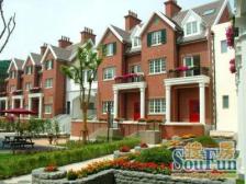 旅游景区近教堂和星巴克位置采光楼层朝向俱佳 !