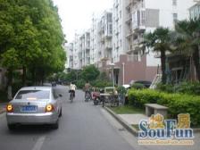 新上电梯洋房一梯两户,得房率高,视野采光好