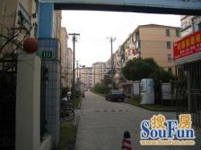 采光好,视野好,设施齐全,近金山卫站