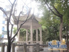 宝鸿小区 3室1厅 南 北