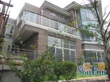 边套联排别墅,130平大花园,位置好近地铁,配套成熟