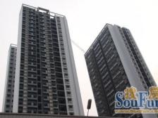 步行街上精装一室一厅可以拎包入住