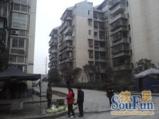 近轻轨,户型方正,诚心出售,视野好