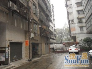 加装电梯直入非顶楼南北对流双阳台实用三房