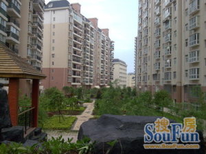 正地铁口多层一梯两户居住舒适度高