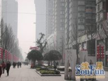 步行街 国瑞城三期二房83万