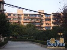 静安区 进地铁的双南两房 低总价 精装修 业主诚意出售