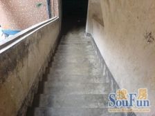 荣威楼 3室2厅 南