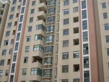 ???嘉苑大三房,户型方正,采光充足。