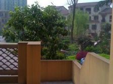 茶园新区 庆隆高尔夫玺馆一房33万