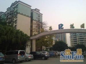 稀有低楼层南向复式户型带花园自住精装修拎包入住