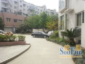双兴名居4室1厅东南