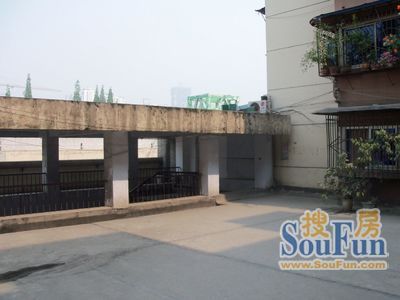 莲桂南路63号院实景图