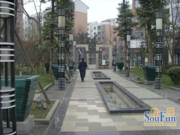 小区相关图
