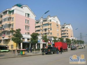 房东诚心出售两房朝南近地铁一梯二户可以拎包入住