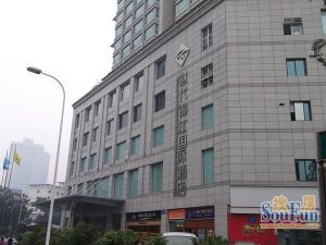 世代锦江华宅4室2厅西