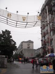 翡翠园 边户客厅有窗户 户型优质 正规三室 看房方便