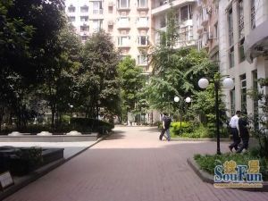 釜山国际城市公馆1室1厅东南