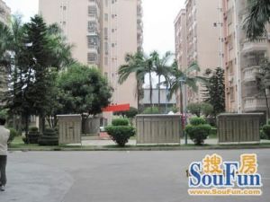 滨江花园两房诚心出售拎包入住