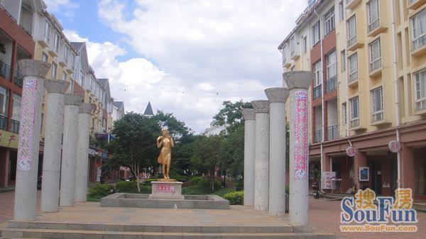 小区相关图