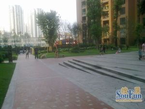 学府路府邸美郡三房64万