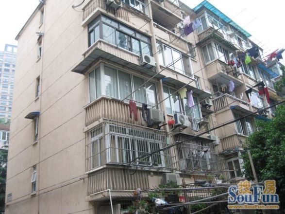 峨眉路114弄小区实景图