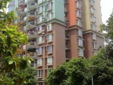 户型方正采光好 家具家电齐全 小区出行方便