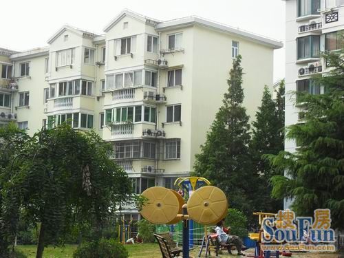 小区相关图