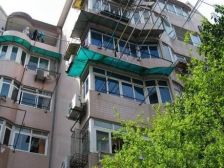 曹家渡内环内大面积一室半房子,采光好,业主诚意出售