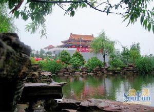 芙蓉古城唐风区4室1厅南