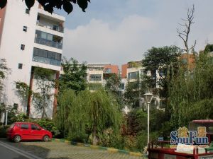 合景格林春天4室2厅南北
