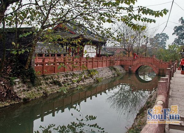 小区相关图